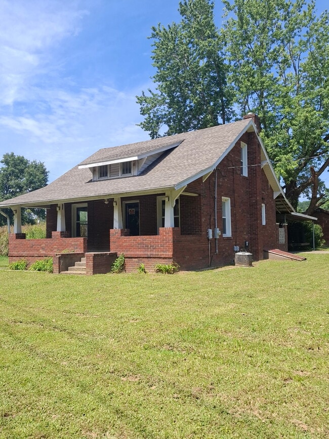 Building Photo - 920 W Cape Rock Dr