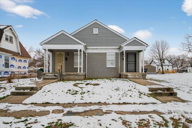 2351 North LaSalle Street - $750.00/mo. - 2351 North LaSalle Street - $750.00/mo. Townhome