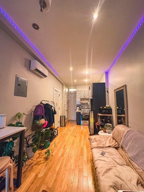 Building Photo - 2 bedroom in Brooklyn NY 11237