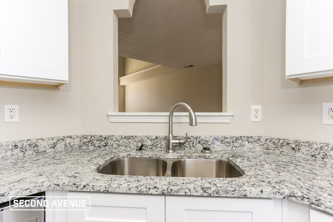 Foto del edificio - 1600 Beech Grove Dr