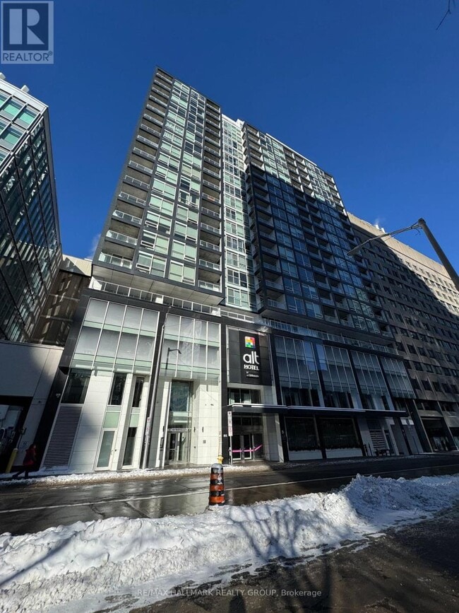 Building Photo - 199 Slater St.