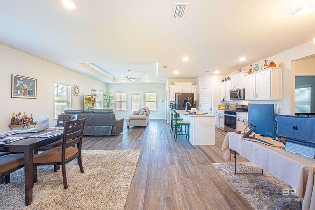 Foto del edificio - 13708 Antler Hl Rd