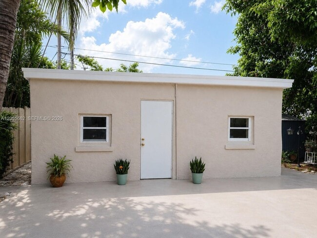 Foto del edificio - 2021 SW 57th Ct