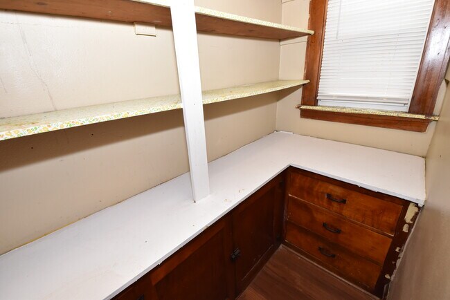 Building Photo - 4075 N 18th St