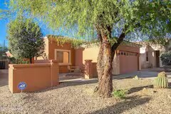 Foto del edificio - 2215 E Stone Stable Dr
