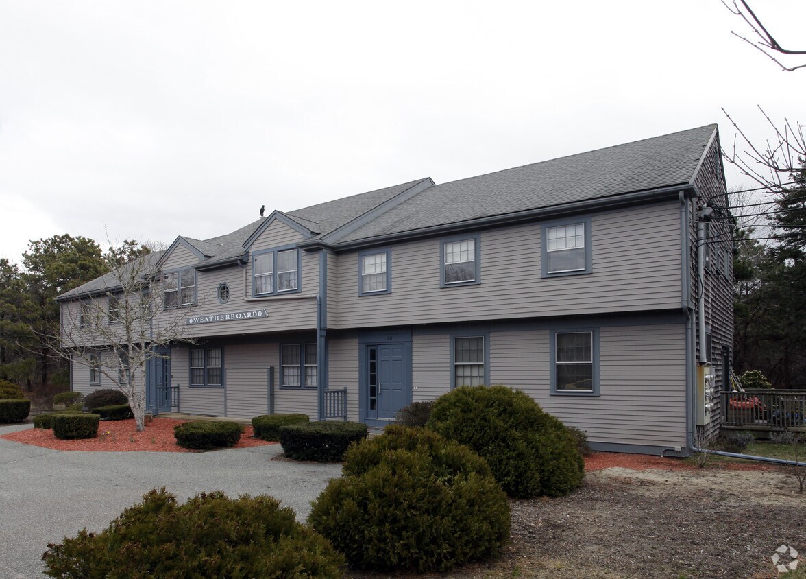 Primary Photo - 20-22 Whelden Way