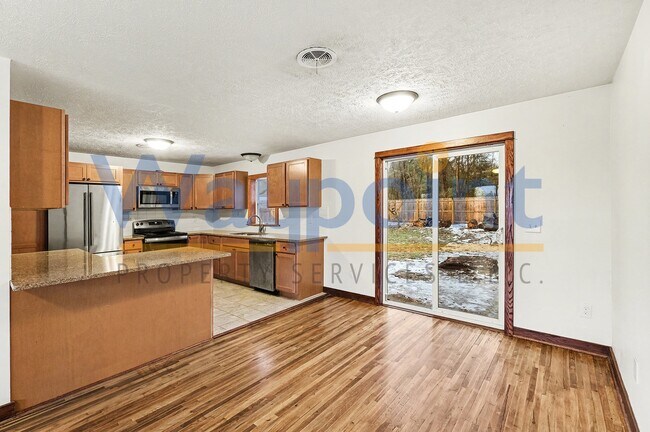 Foto del edificio - 1820 S Greenville Rd