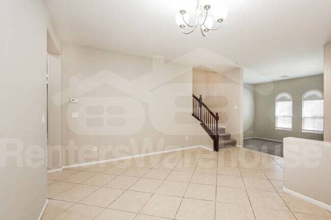 Foto del edificio - Renters Warehouse is pleased to introduce ...