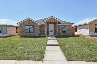 Building Photo - 8813 Oakleaf Ct
