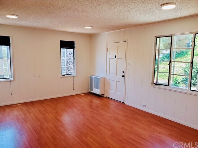 Foto del edificio - 1242 N Howard St