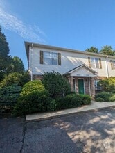 Building Photo - 1323 14th Street Dr NE