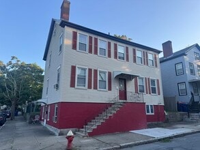 Building Photo - 148 Maxfield St