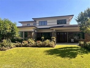 Building Photo - 926 Encanto Dr
