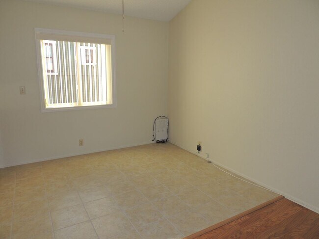 Building Photo - 430 Ohio Ave