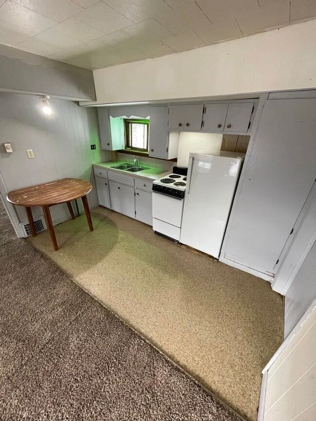 Foto del edificio - 2416 Algoma St