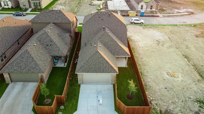 Building Photo - 12424 Iveson Dr