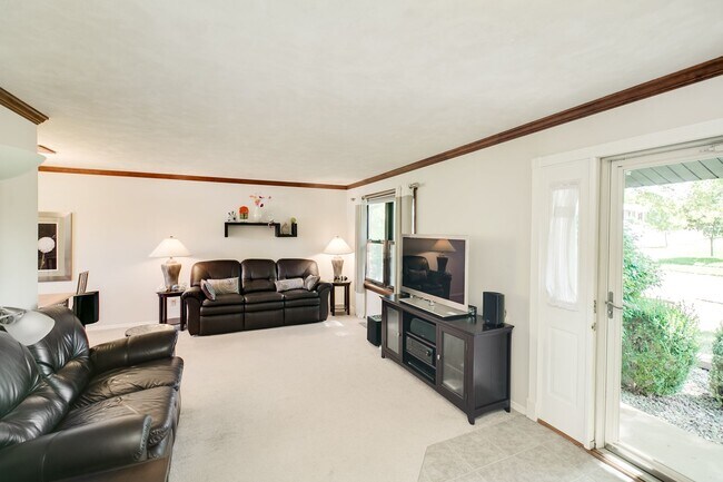 Foto del edificio - 2711 Sky Hill Ct