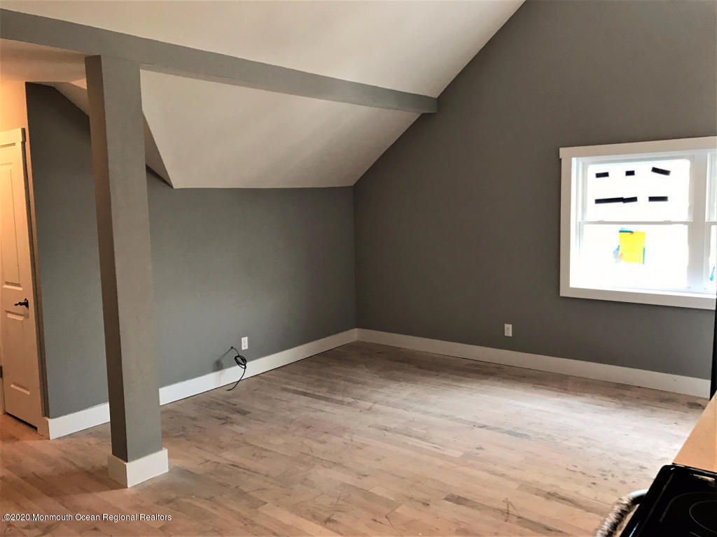 108 4th Ave Unit 7, Bradley Beach, NJ 07720 Room for Rent in Bradley