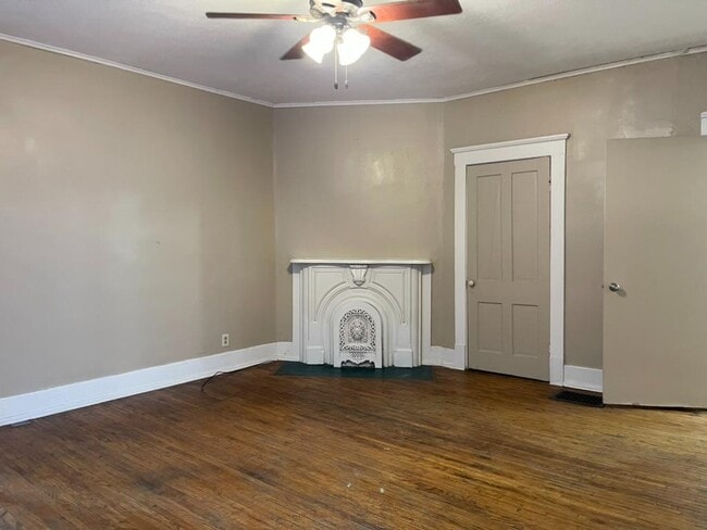 Building Photo - 707 S 17th St