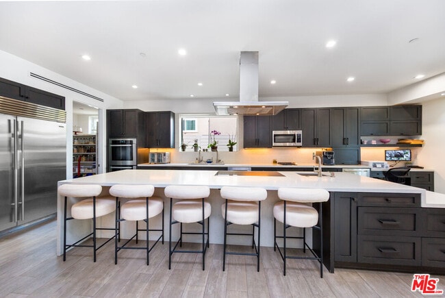 Building Photo - 9401 Kirkside Rd