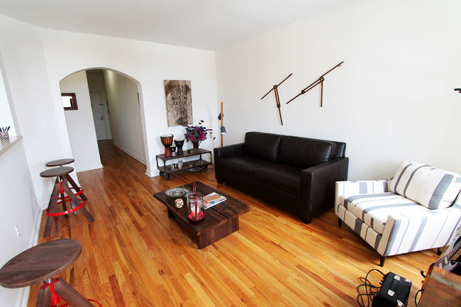 Foto del interior - 320 Sterling Street