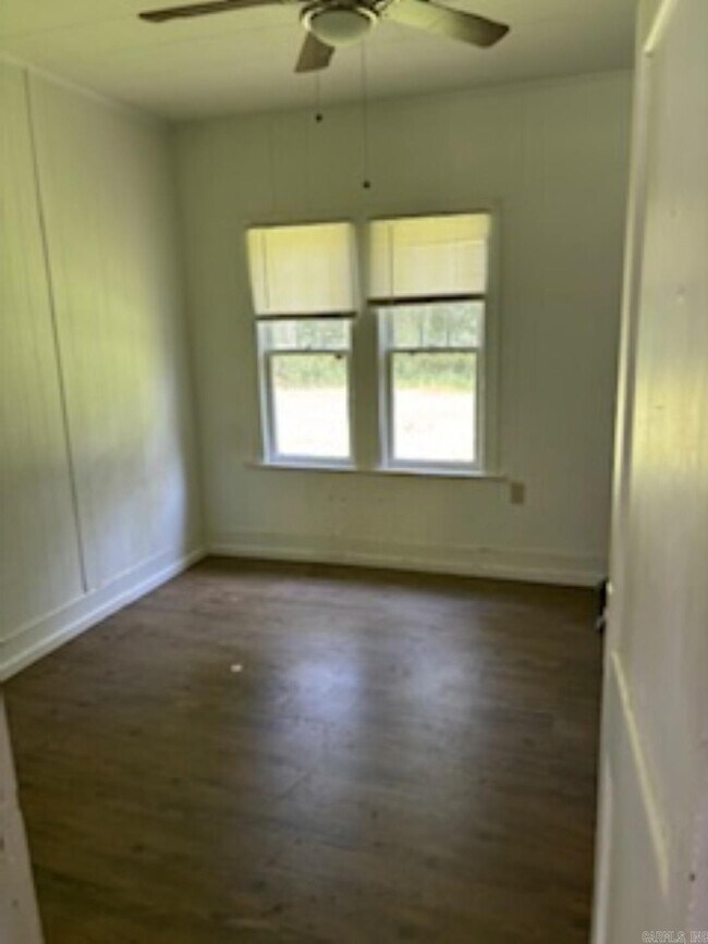 Foto del edificio - 2231 Mt Holly Rd SW
