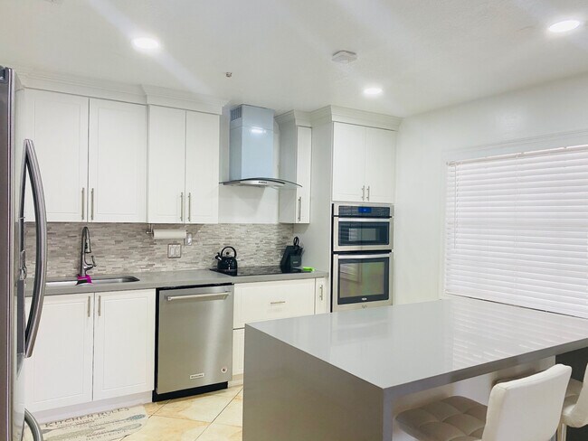 Foto del edificio - 3110 SW 4th Street