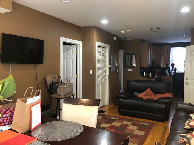 Foto del edificio - 4402 W Parker Ave