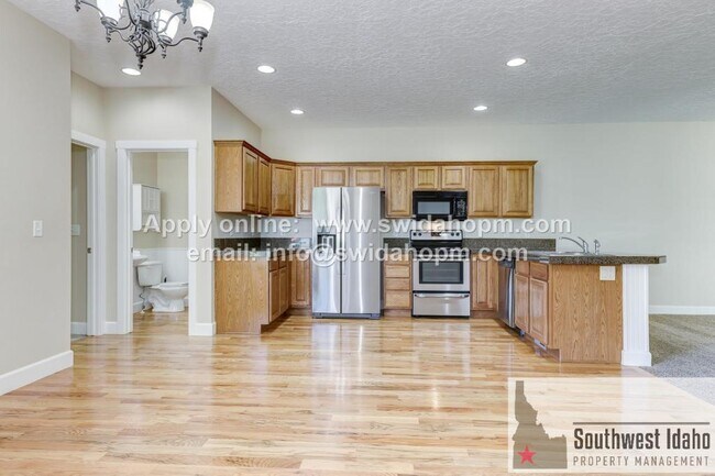 Building Photo - 4751 N Zachary Way