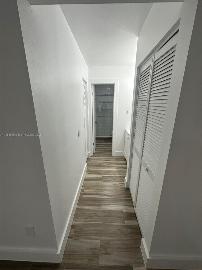 Foto del edificio - 12219 SW 24th Terrace