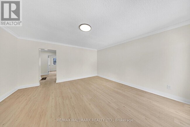 Building Photo - 28 Furlong Ct