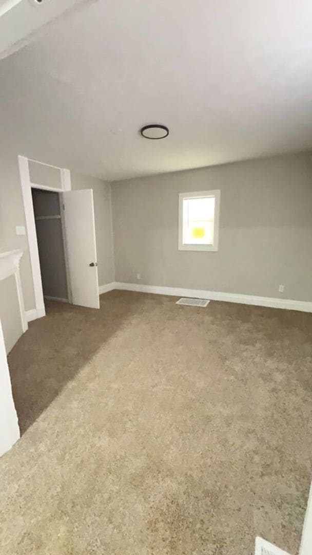 Building Photo - 1333 E Main St