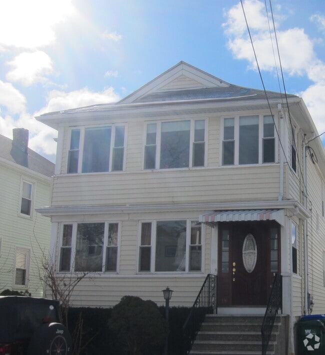 Building Photo - 88 1st St
