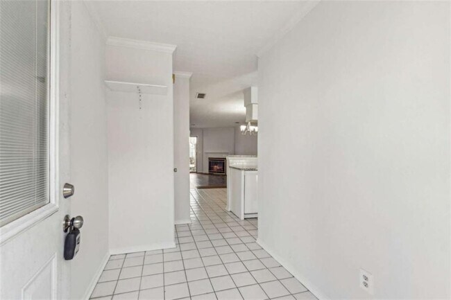 Building Photo - 6658 Witherington Ct NW