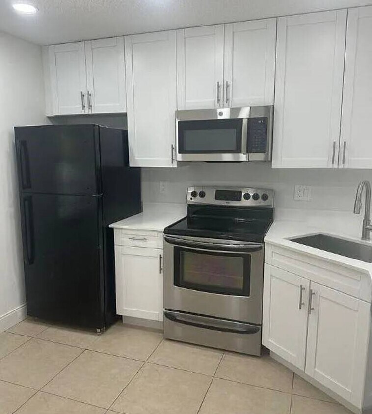 Foto del edificio - 1520 NW 45th St