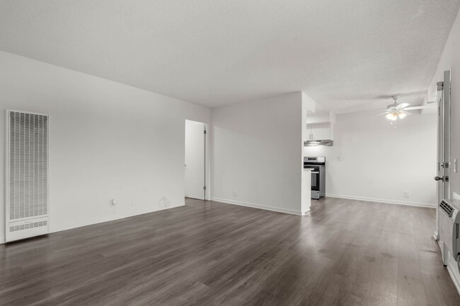 Building Photo - Sunset Square Apartments