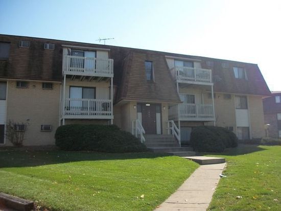 Building Photo - 1460 Pioneer Rd
