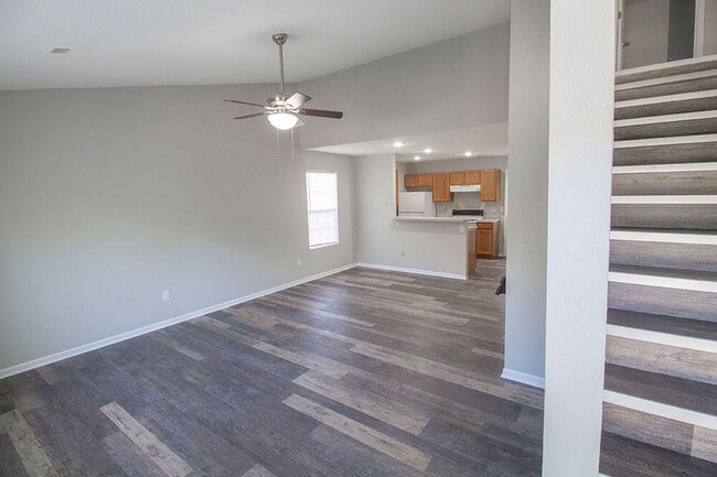 Building Photo - 1332 Godas Cir