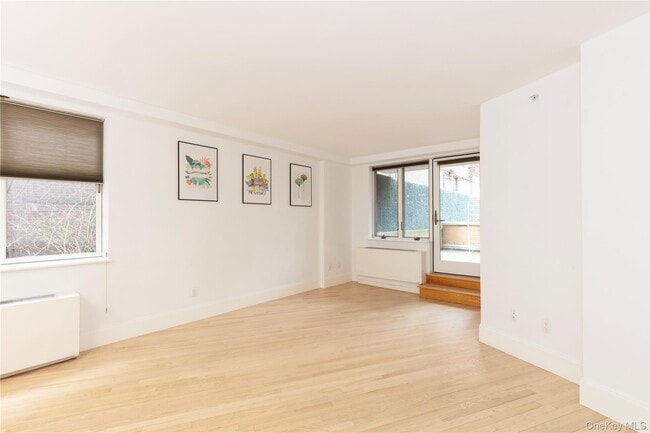 Building Photo - 116-11 Curzon Rd