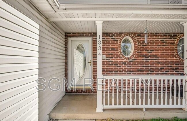 Building Photo - 1334 Rachael Ln