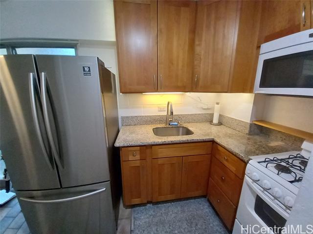 Foto del edificio - 2120 Fern St