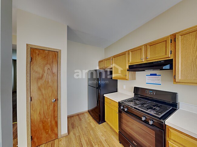 Foto del edificio - 1817 Grandview Pl