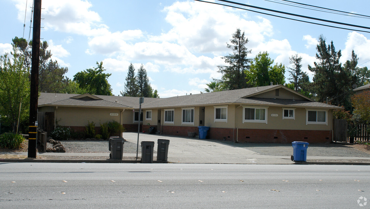 Building Photo - 6126 Montecito Blvd