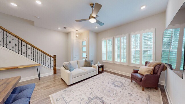Building Photo - 11473 Surfline Ct