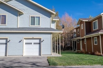 Building Photo - 399 Forest View Dr