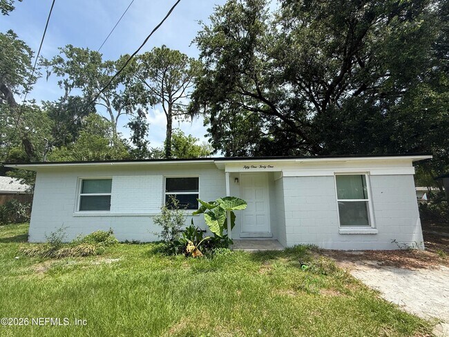 Foto del edificio - 5141 Corsair Ave