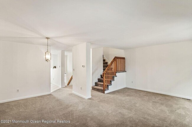 Building Photo - 203 Alpine Trl