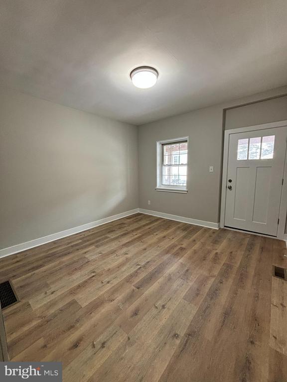 Foto del edificio - 18 W 5th St