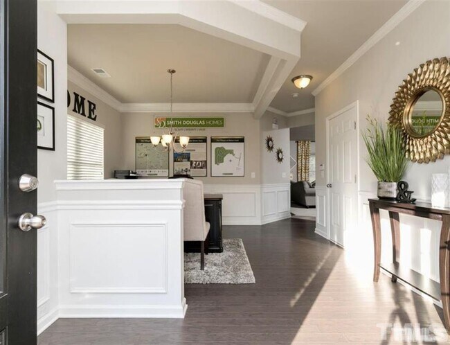 Building Photo - 525 Highland Rhodes Dr