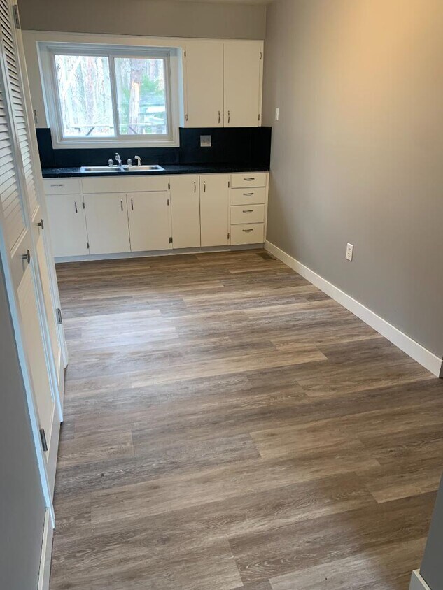 Foto principal - 855 Butternut Dr